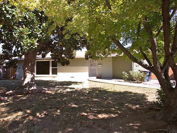 2nd image of 1528 Rowena Way