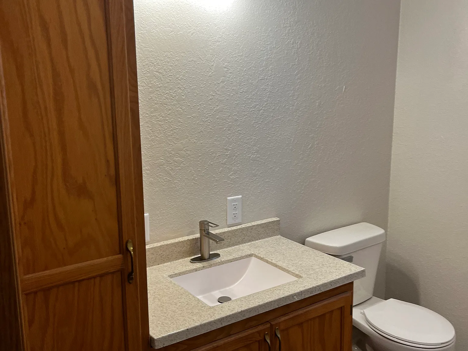 4 bed, 1800 sqft, $1,900 — Photo 4