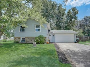 15330 Drexel Way, Apple Valley, MN 55124
