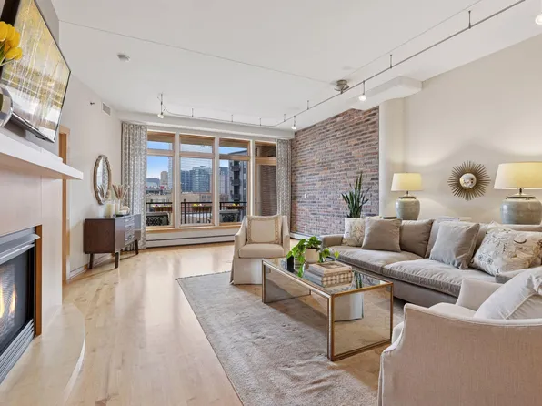 111 4th Ave N APT 504, Minneapolis, MN 55401