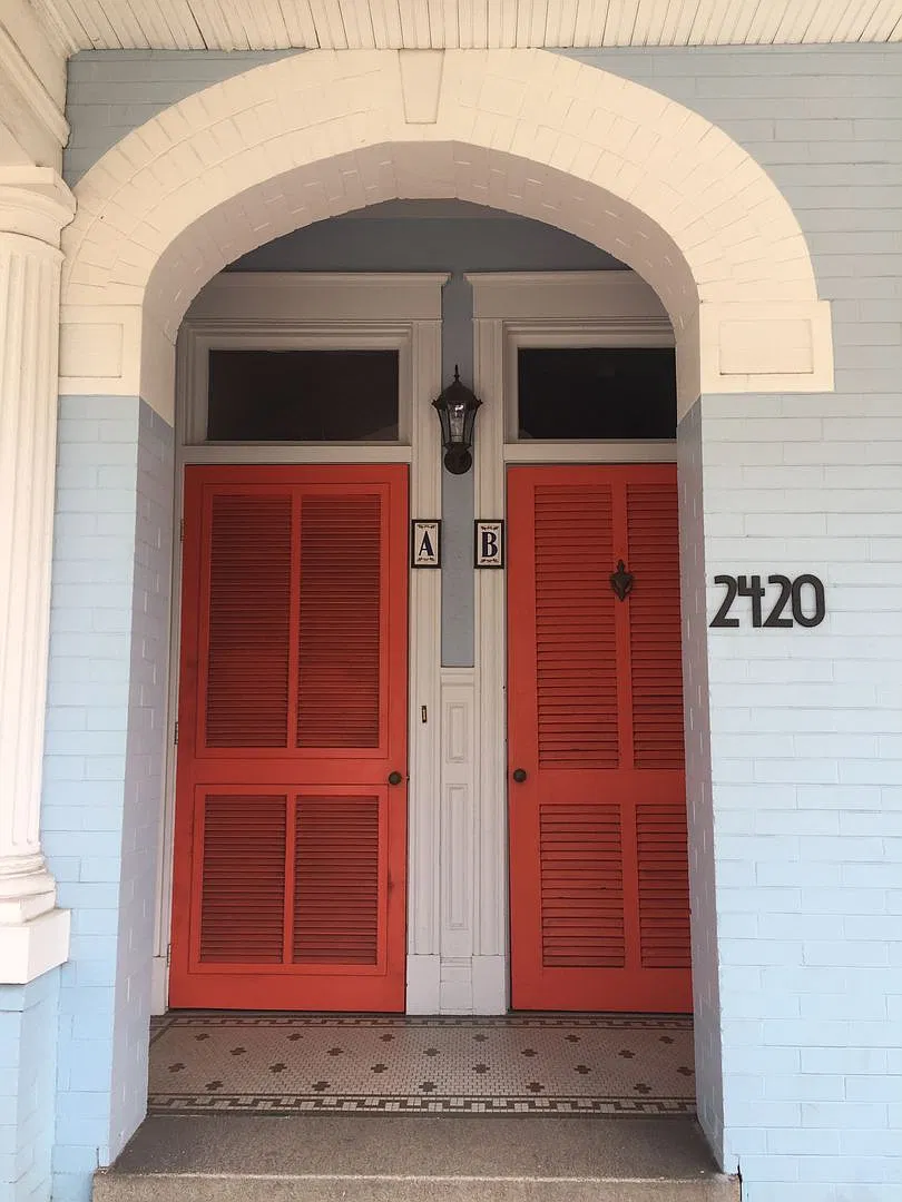 2420 Grove — Photo 3