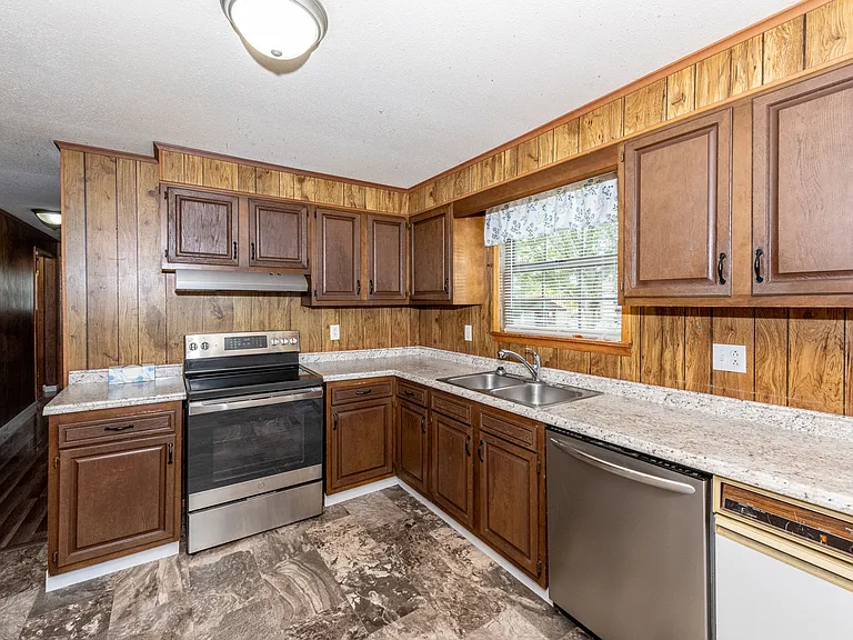 2317 Piney Grove Church Rd — Photo 29