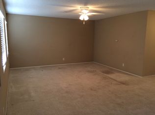 1021 W Avenue J7, Lancaster, CA