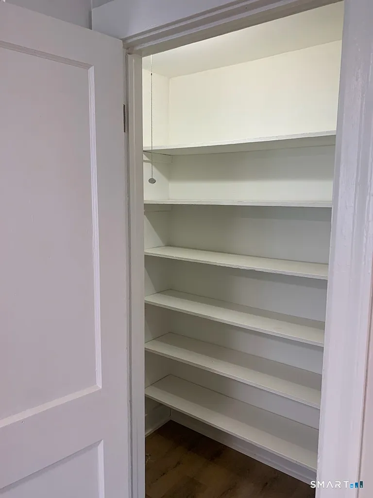 1 bed, 1.0 bath, 600 sqft, $1,500 — Photo 2