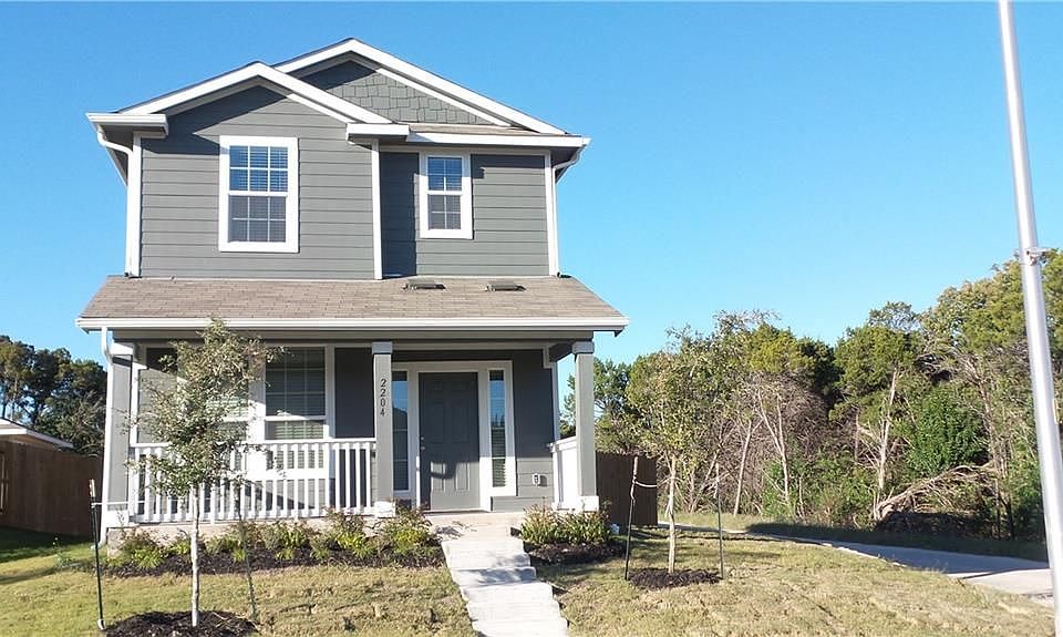 1st image of 2204 Langdale Ln