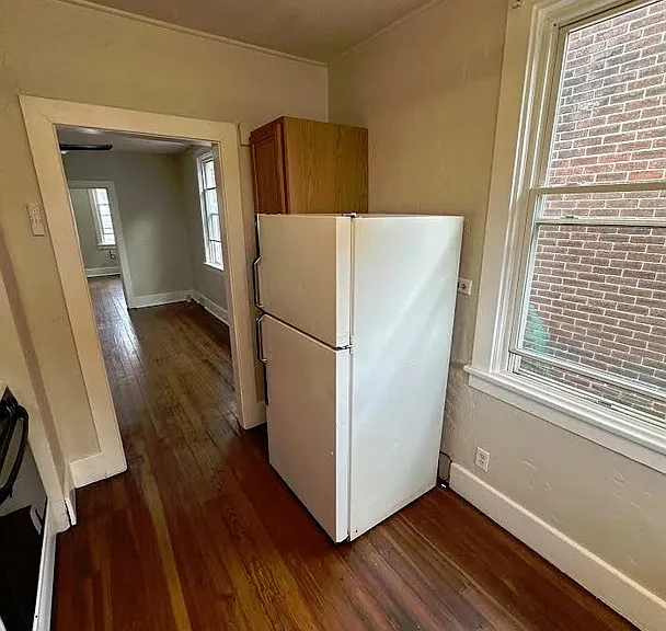 1212 Holmes St #2 — Photo 7