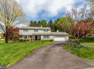 5 Cambridge Rd, Downingtown, PA 19335