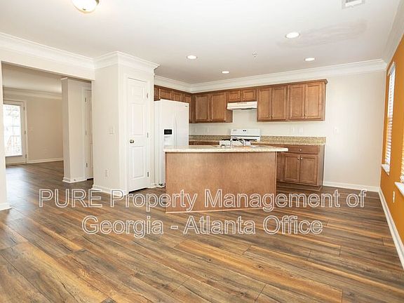5th image of 84 Barrington Pl