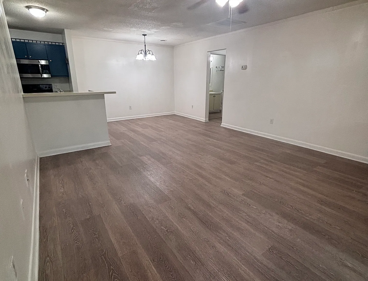 2 bed, 826 sqft, $1,100 — Photo 3