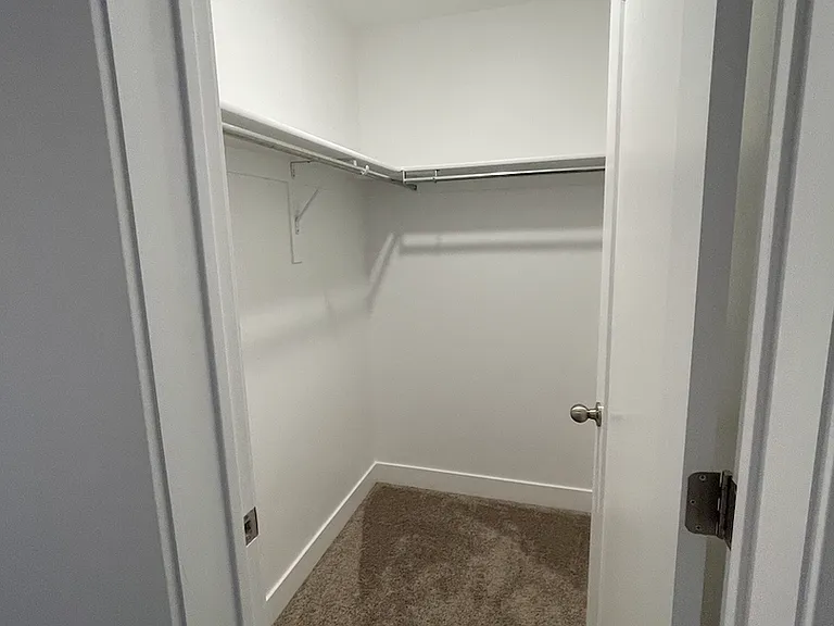 4772 E Silver Ridge Rd — Photo 33