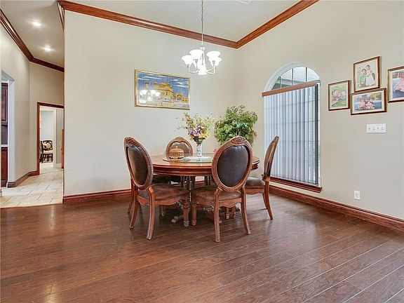 5th image of 1203 Bluestem Dr
