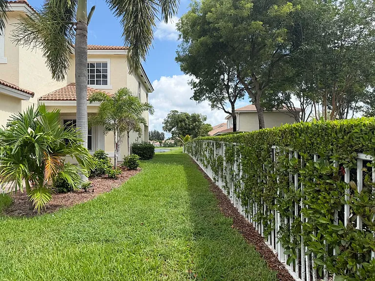 6355 Adriatic Way — Photo 6