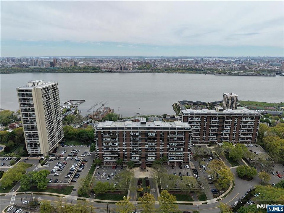 1st image of 2 Horizon Rd APT 1214