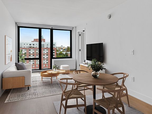 5th image of 662 Pacific St #8C
