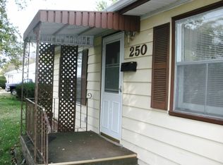 250 E South St, Kewanee, IL 61443