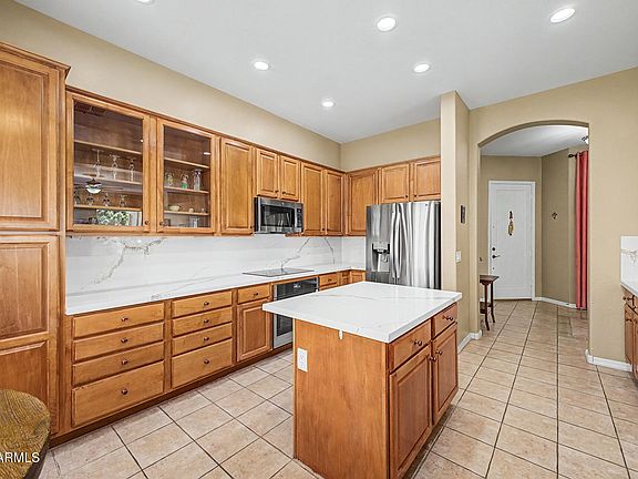 5th image of 7046 W ROSE GARDEN Lane
