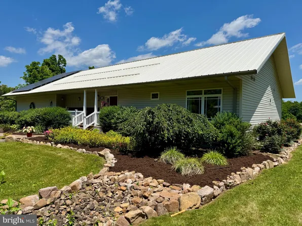 110 June Ln, Howard, PA 16841