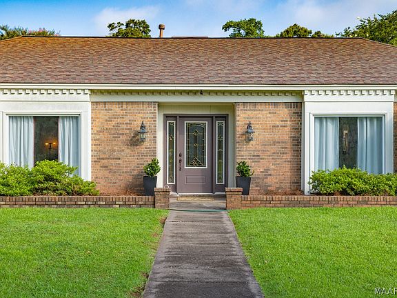 3rd image of 445 Arrowhead Dr