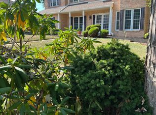 2007 Country Club Dr, Doylestown, PA 18901