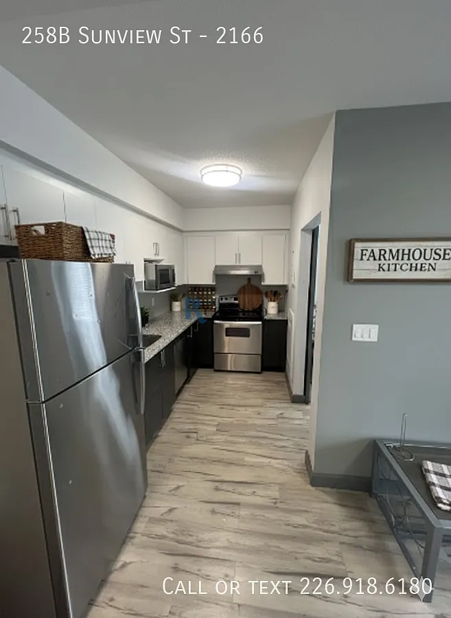 Building Photo - 258 B Sunview St #2166