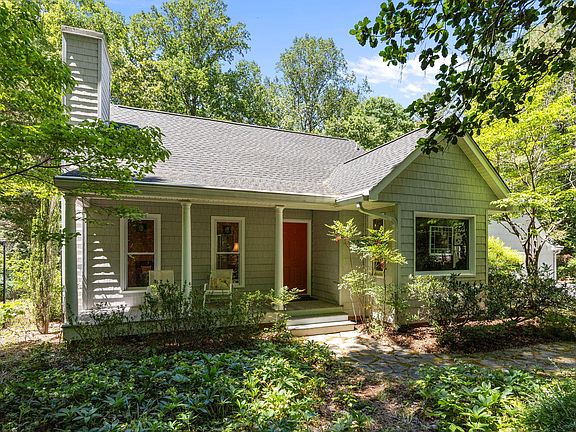 3rd image of 115 Persimmon Hill Rd