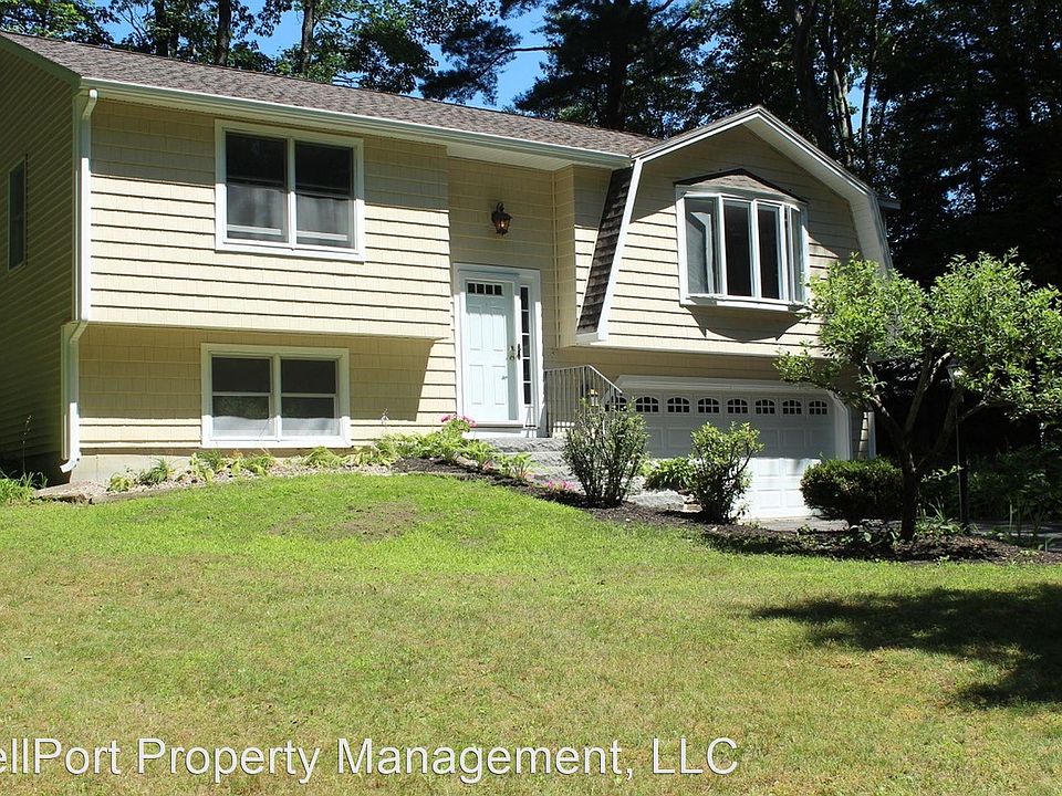1st image of 9 Kennedy Dr