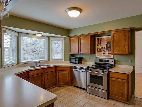 5th image of 37507 E Meadowhill Dr