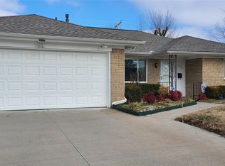 8715 E 46th Pl, Tulsa, OK 74145