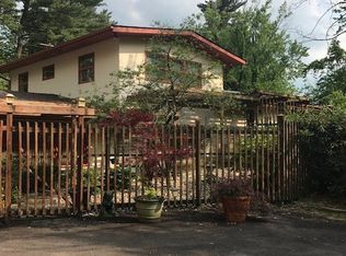 2200 E Covenanter Dr, Bloomington, IN