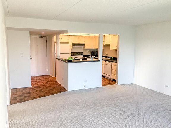 3rd image of 350 Plum Creek Dr #3091