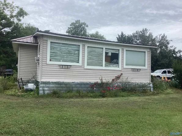 1402 Green Valley Rd, Glencoe, AL 35905