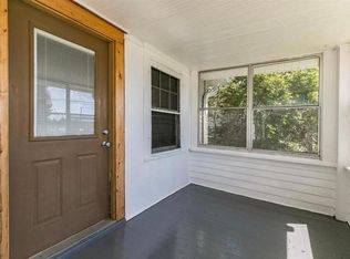 1924 A Ave NE, Cedar Rapids, IA 52402