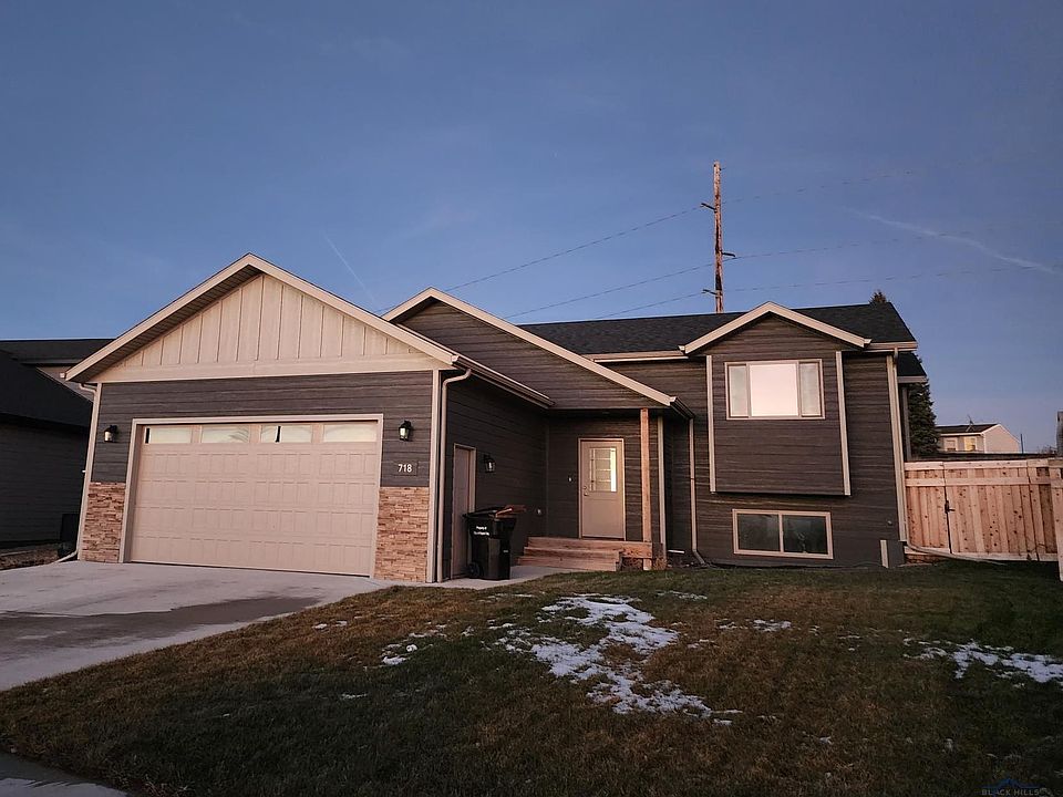 1st image of 718 Braelynn Ln