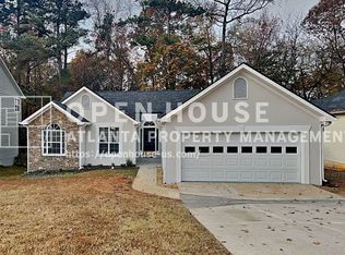 2071 Boone Pl, Snellville, GA 30078