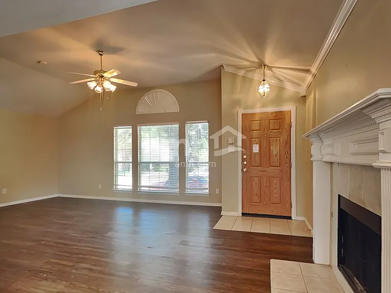 3936 Braxton Ln — Photo 8