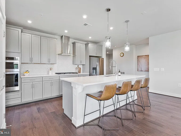 2320 Field Point Rd #4-304 — Photo 9