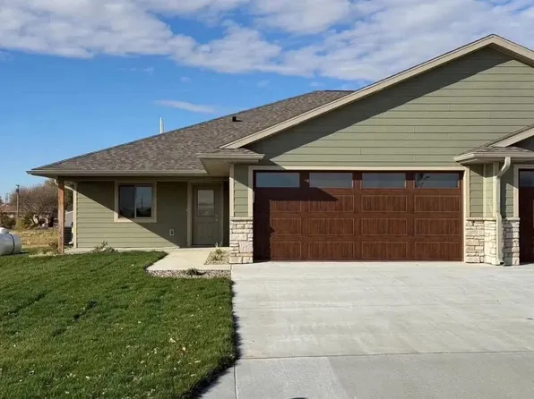 406 Logan Ave, Gregory, SD 57533