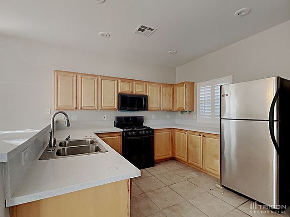 5th image of 2821 Shayla Bay Ave