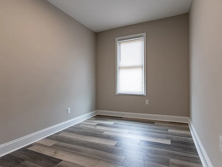 426 Evesham Ave — Photo 15