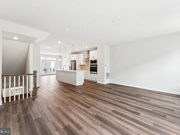 6th image of this home