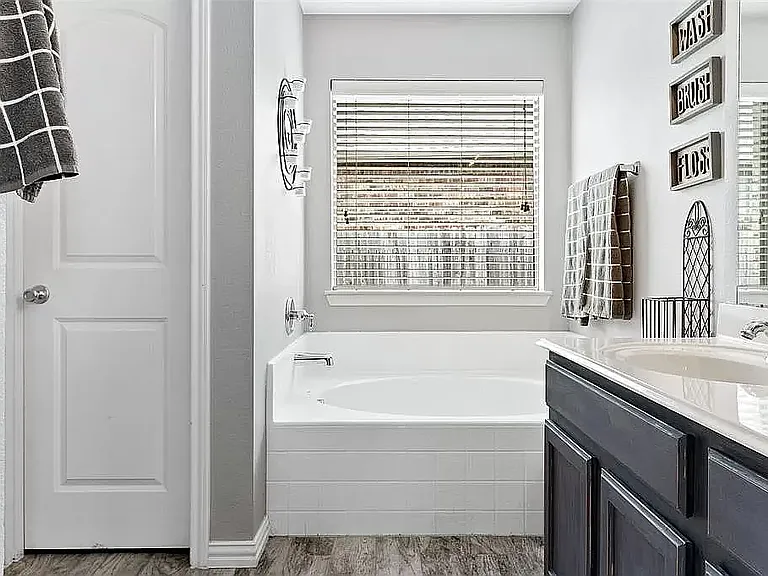 5105 Birchwood Dr — Photo 24