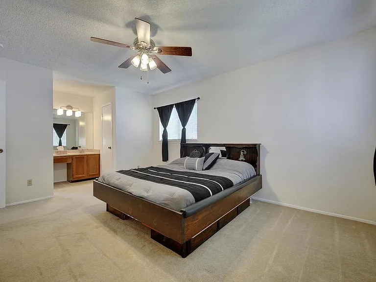 8421 Spring Valley Dr — Photo 9