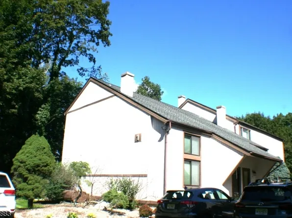 112 Alpine Ct #12, Stanhope Boro, NJ 07874