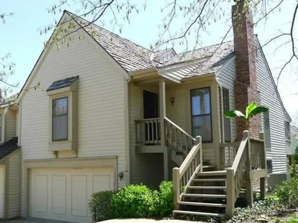 11117 W 113th St, Overland Park, KS 66210