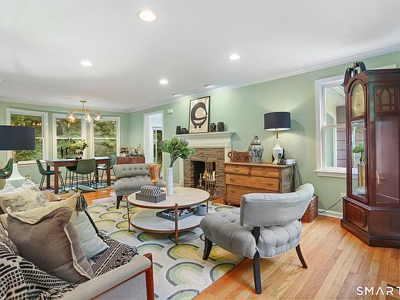 5th image of 315 Olmstead Hill Road