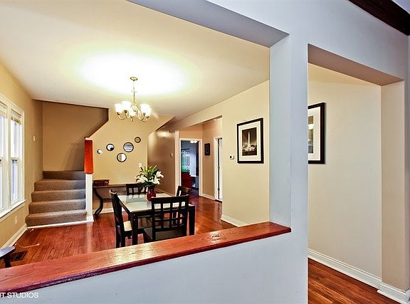2nd image of 7527 S Luella Ave