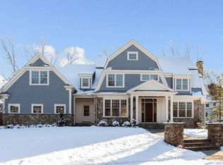 90 Monadnock Rd, Wellesley, MA 02481