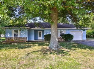 321 N Elm St, Marshfield, MO 65706