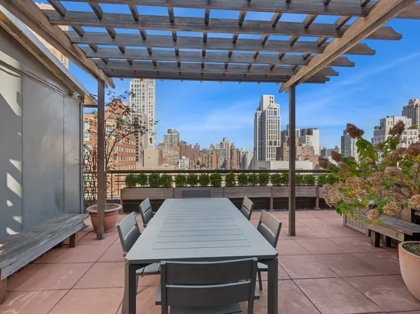 215 East 79th Street image 13 of 15