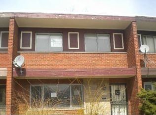 9528 S Colfax Ave, Chicago, IL